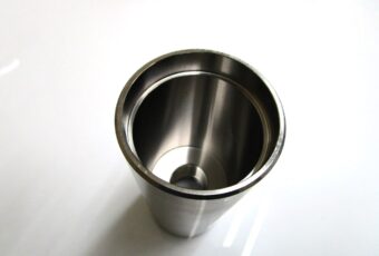真鍮製ノズルに無電解ニッケルメッキ加工を施した事例｜大阪府八尾市