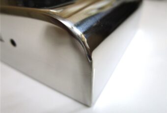 ステンレス製ケースカバーへの＃400研磨加工 ｜ 大阪府